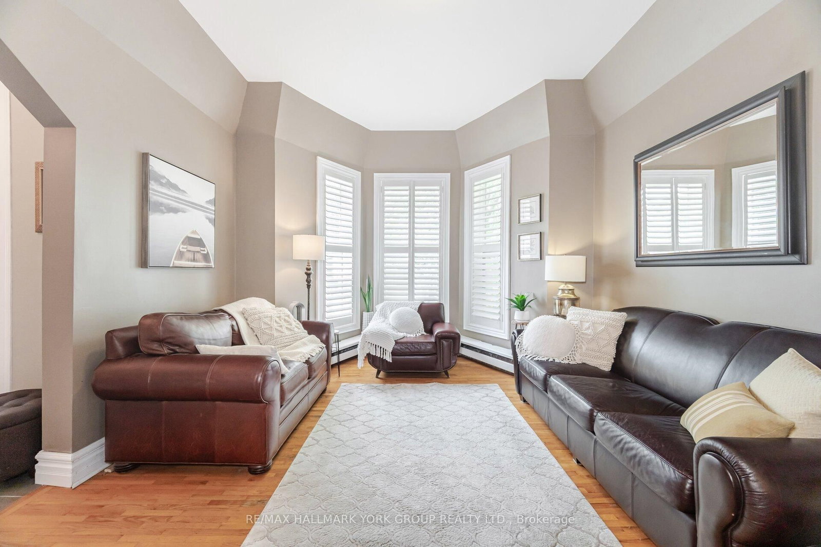 390 Main Street • King, ON photo 8