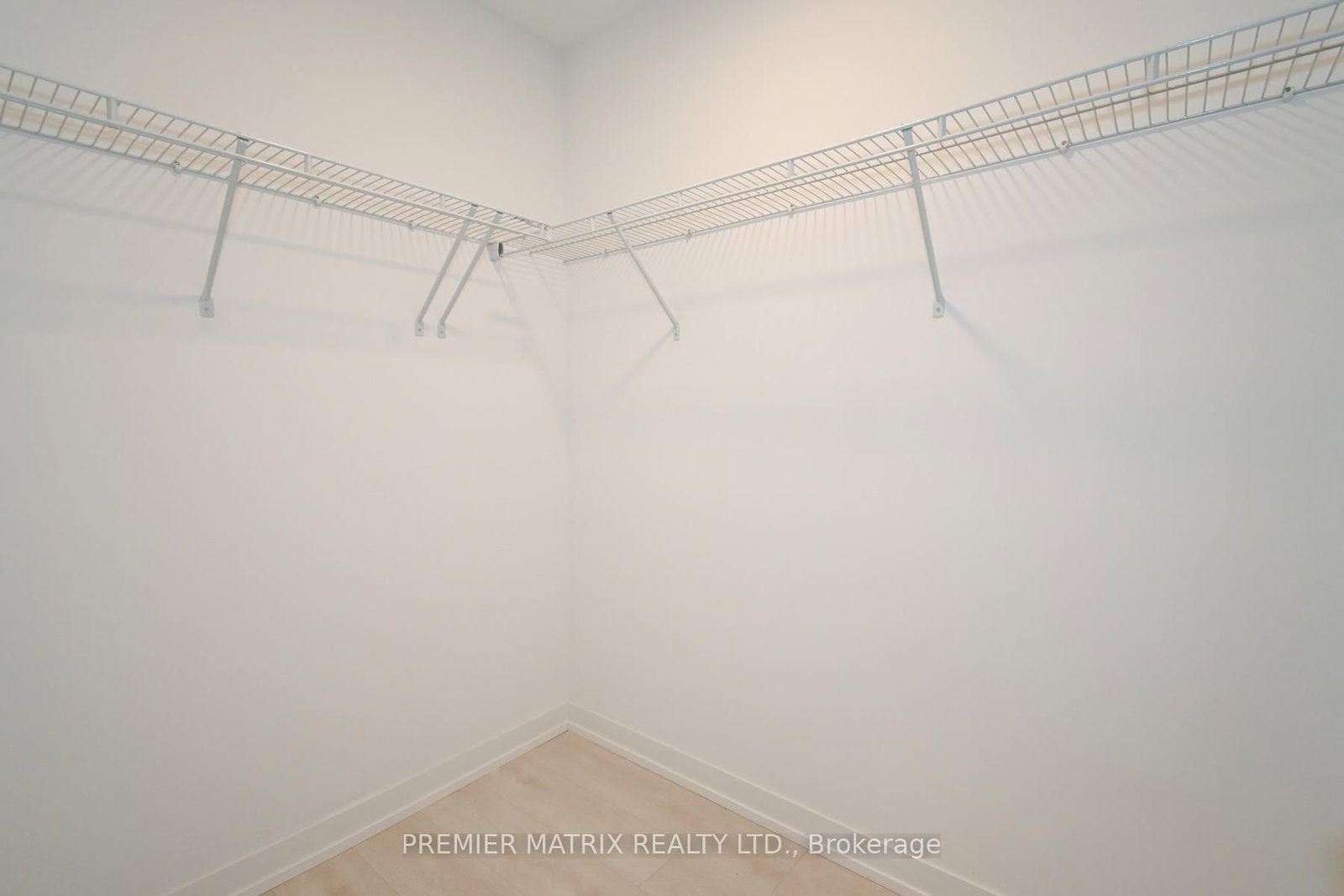 106-8 Beverley Glen Blvd, Vaughan, view 18