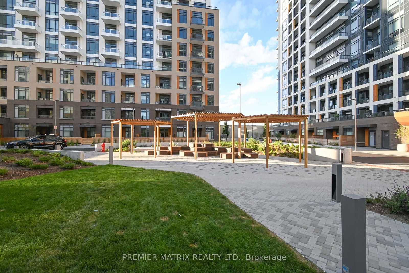 106-8 Beverley Glen Blvd, Vaughan, view 22