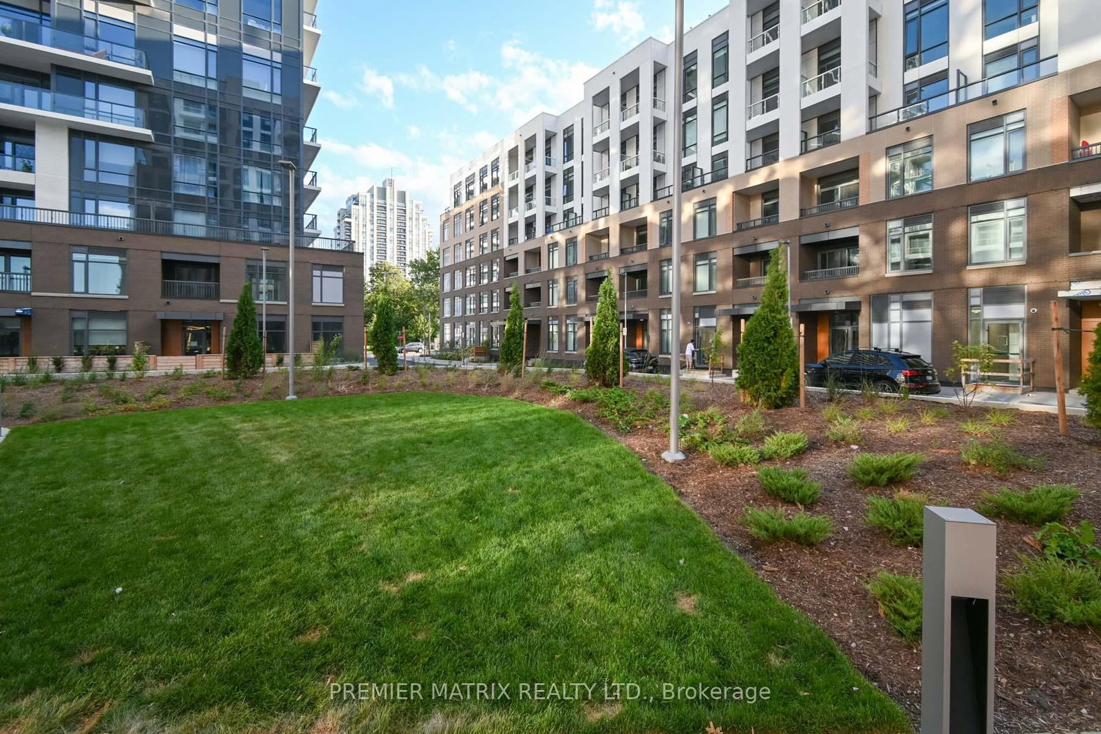 106-8 Beverley Glen Blvd, Vaughan, view 23