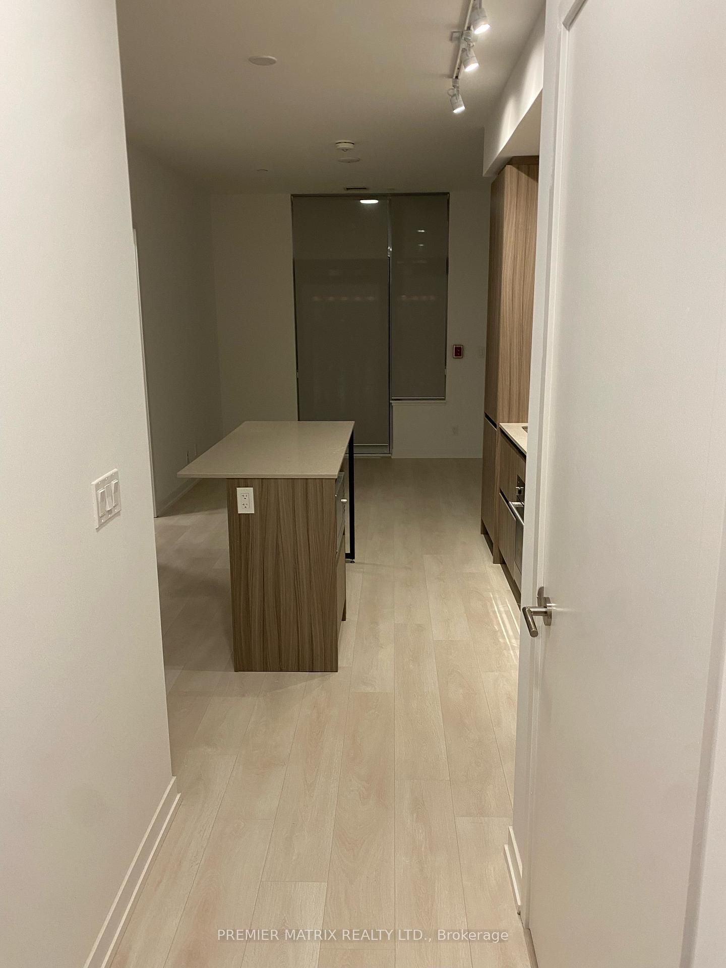 106-8 Beverley Glen Blvd, Vaughan, view 33