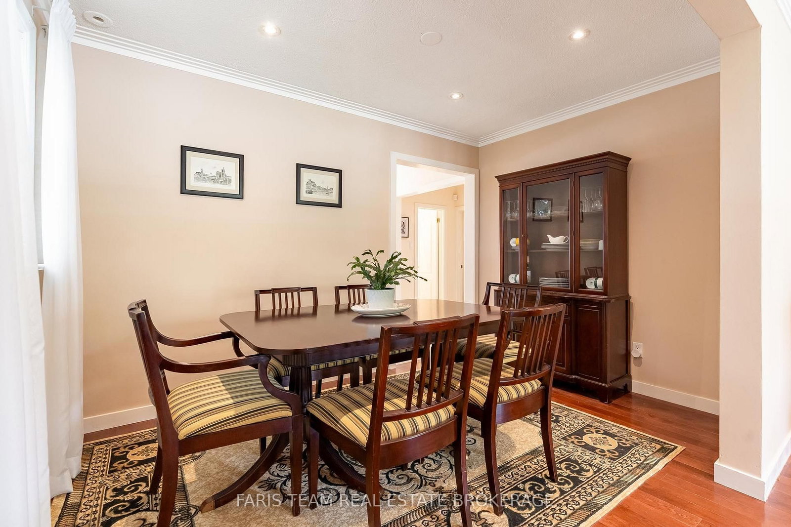 90 Bedford Park Avenue • Richmond Hill, ON photo 10