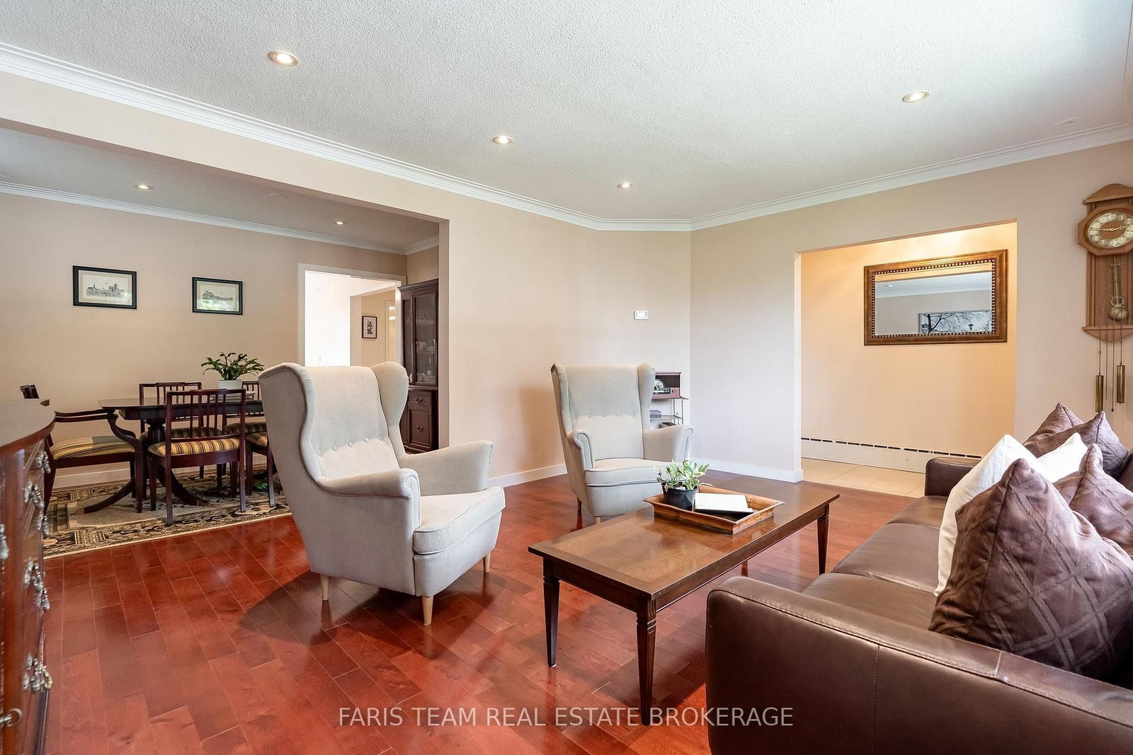 90 Bedford Park Avenue • Richmond Hill, ON photo 13