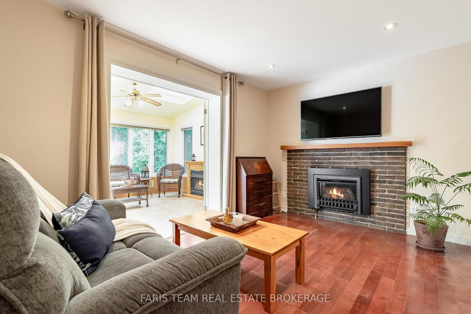 90 Bedford Park Avenue • Richmond Hill, ON photo 15