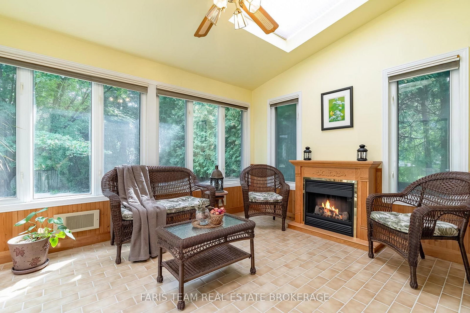 90 Bedford Park Avenue • Richmond Hill, ON photo 18