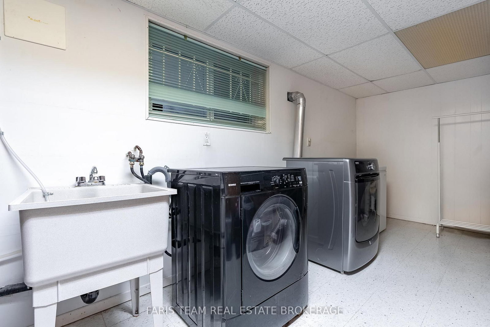 90 Bedford Park Avenue • Richmond Hill, ON photo 33