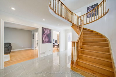 12 Bellside Drive • Markham, ON photo 4