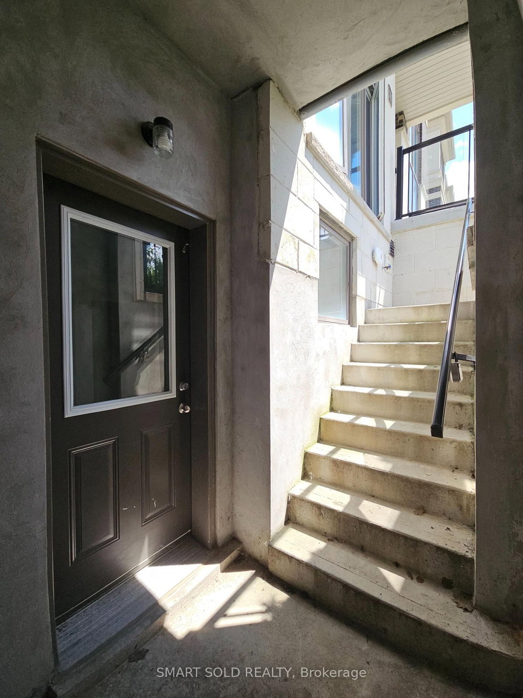 #Lower - 38 Wuhan Lane 3