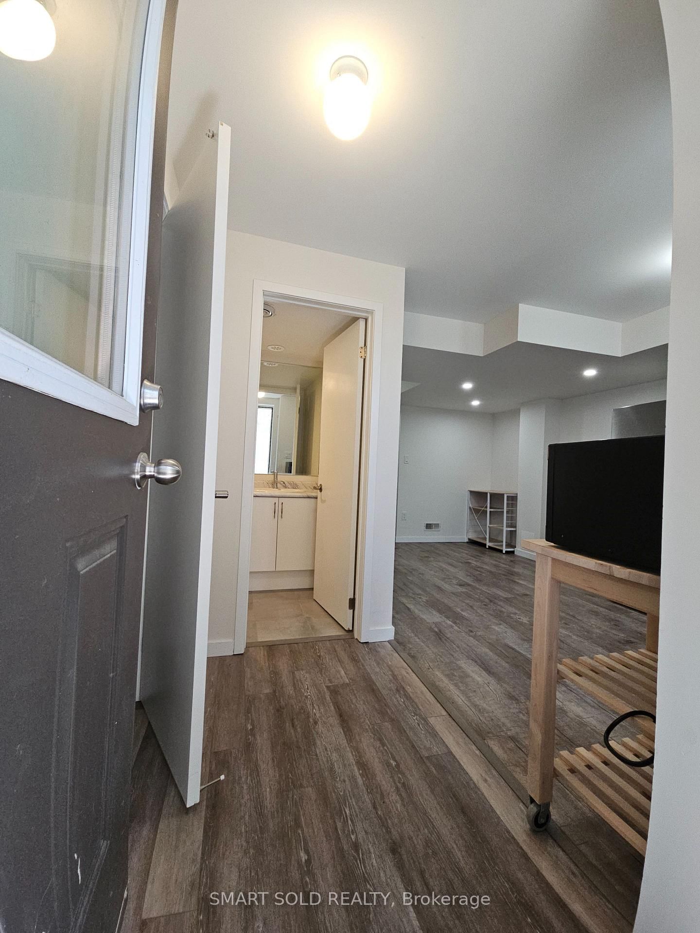 #Lower - 38 Wuhan Lane, Markham 4