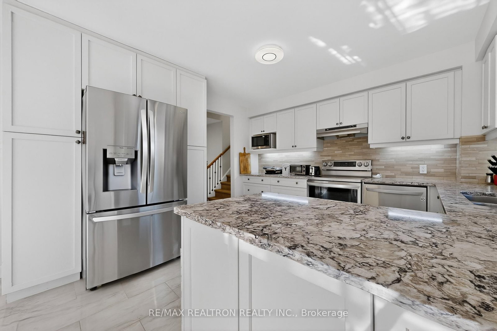 3 Earls Court • East Gwillimbury, ON photo 13
