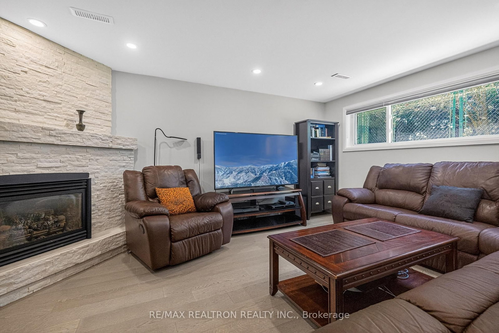 3 Earls Court • East Gwillimbury, ON photo 25