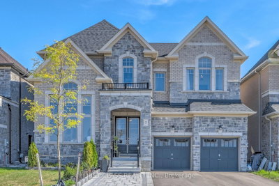 Detached House for sale at 7 Cranley Road, East Gwillimbury, Ontario, L9N 0T7 - Sharon - MLS: N13777360