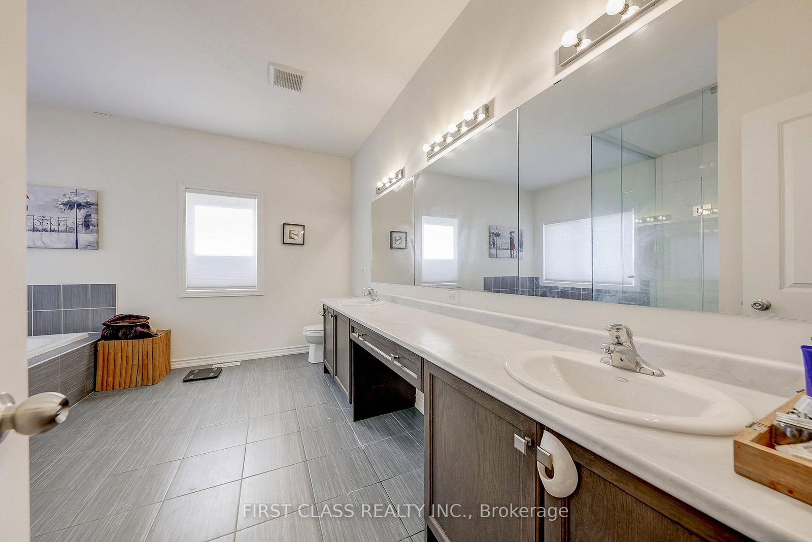 7 Cranley Road • East Gwillimbury, ON photo 34