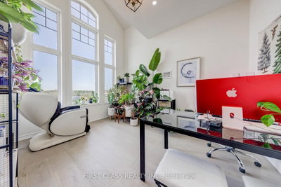 7 Cranley Road • East Gwillimbury, ON photo 5