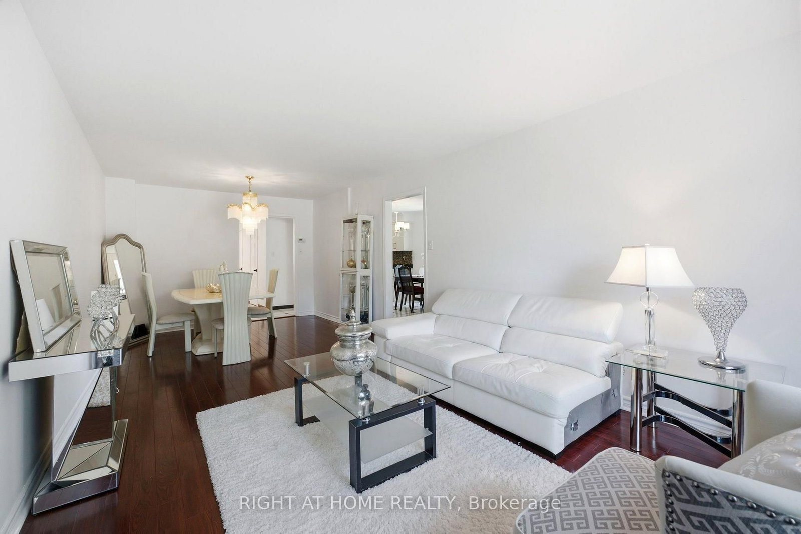 87 William Honey Crescent • Markham, ON photo 7