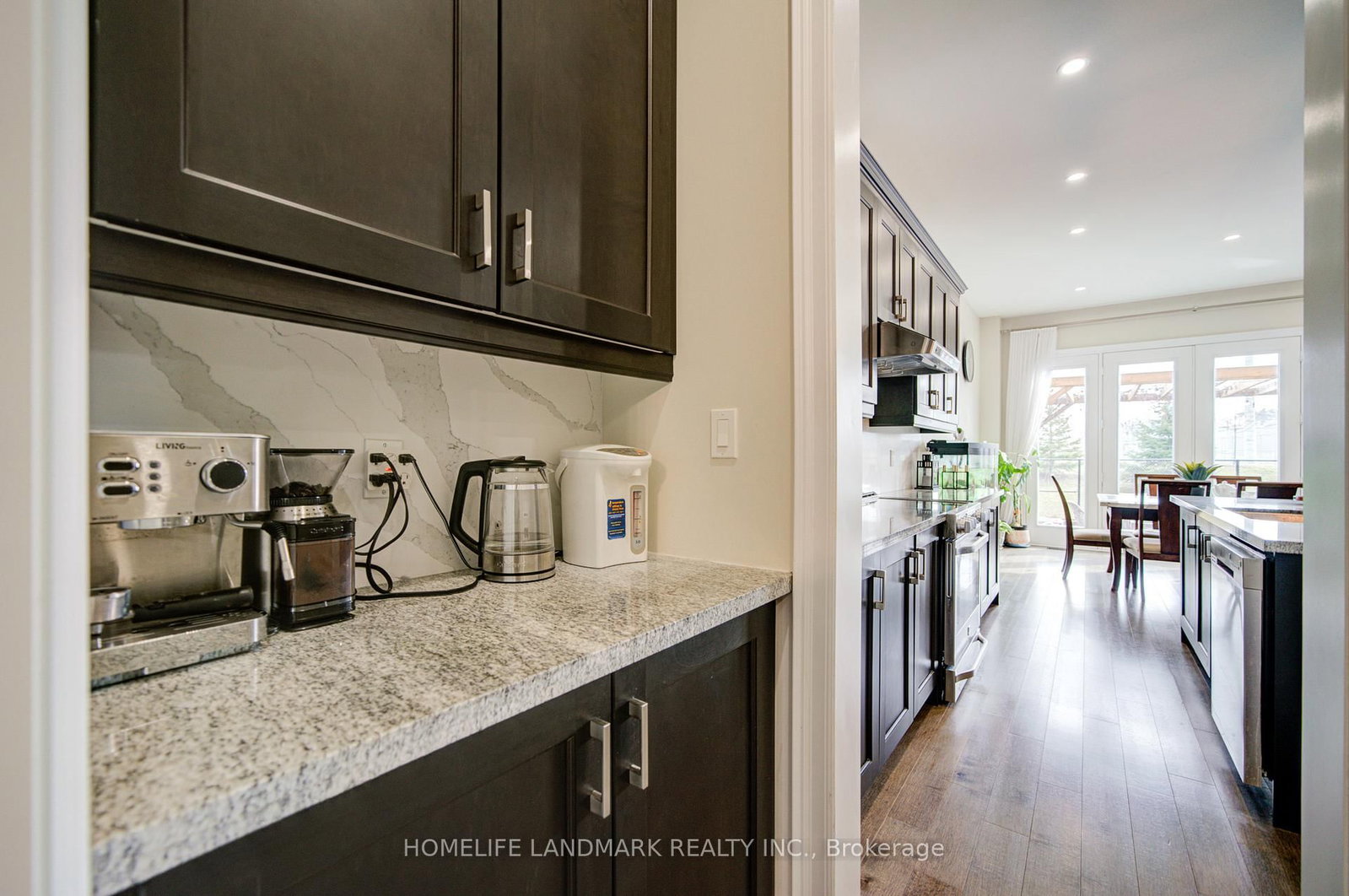 43 Mike Boshevski Court • Aurora, ON photo 12