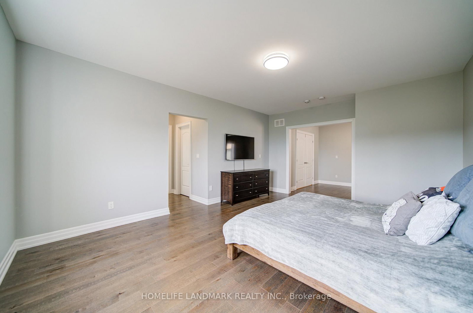 43 Mike Boshevski Court • Aurora, ON photo 28