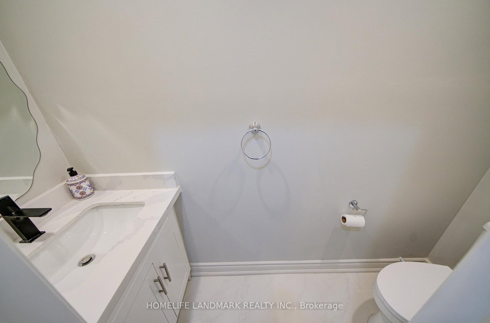 43 Mike Boshevski Court • Aurora, ON photo 47