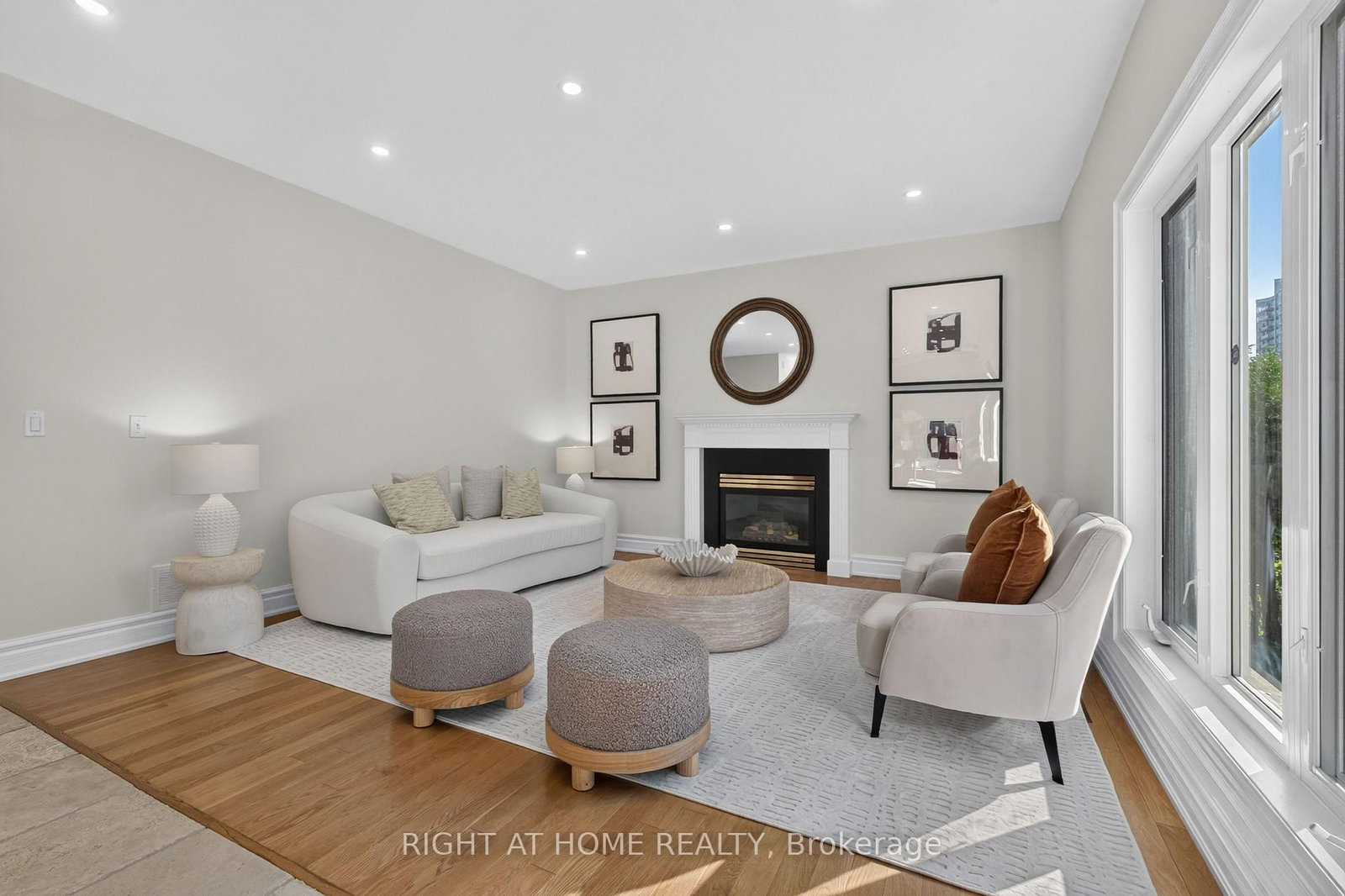 23 Mackay Drive • Richmond Hill, ON photo 16