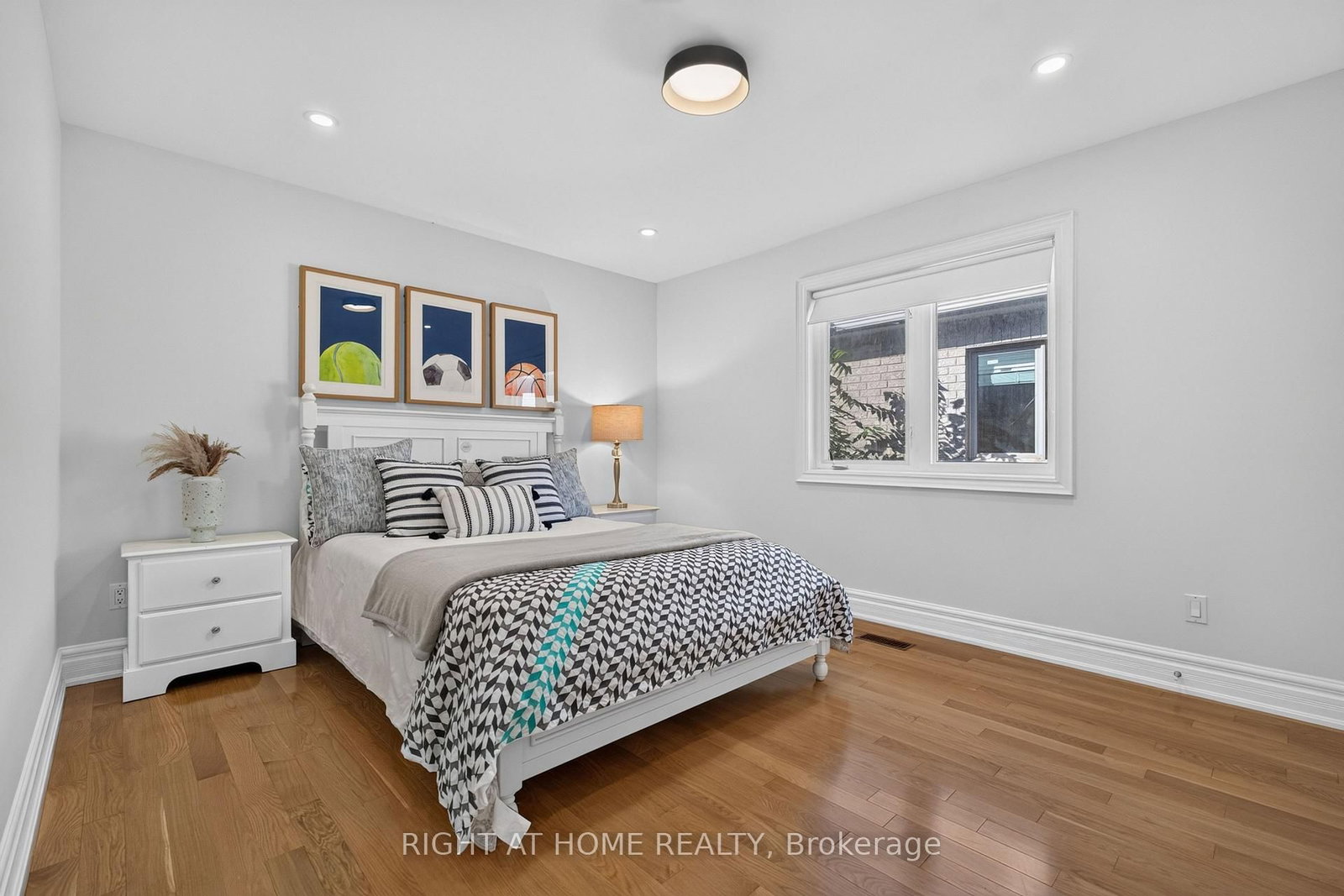 23 Mackay Drive • Richmond Hill, ON photo 31