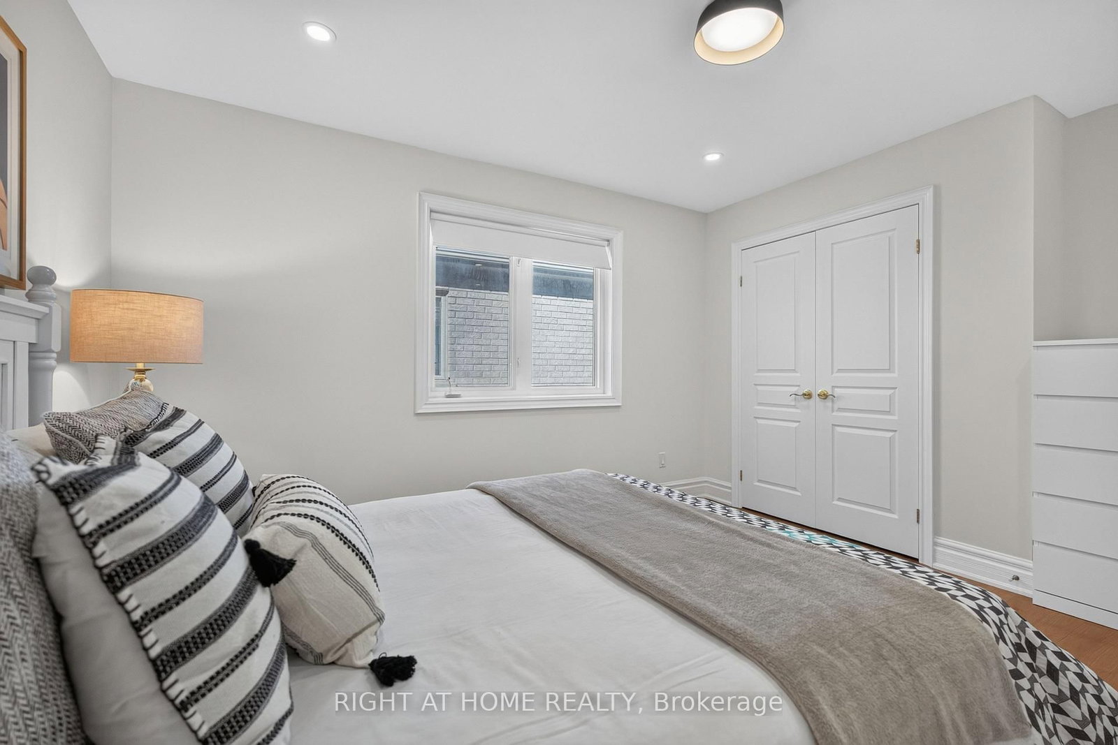 23 Mackay Drive • Richmond Hill, ON photo 32
