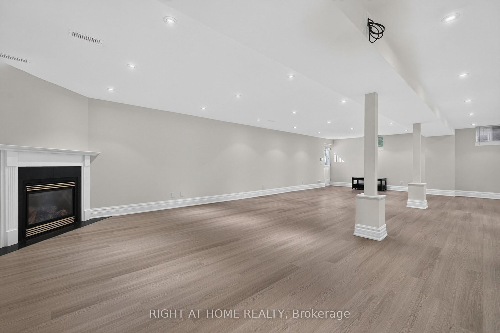 23 Mackay Drive • Richmond Hill, ON photo 42