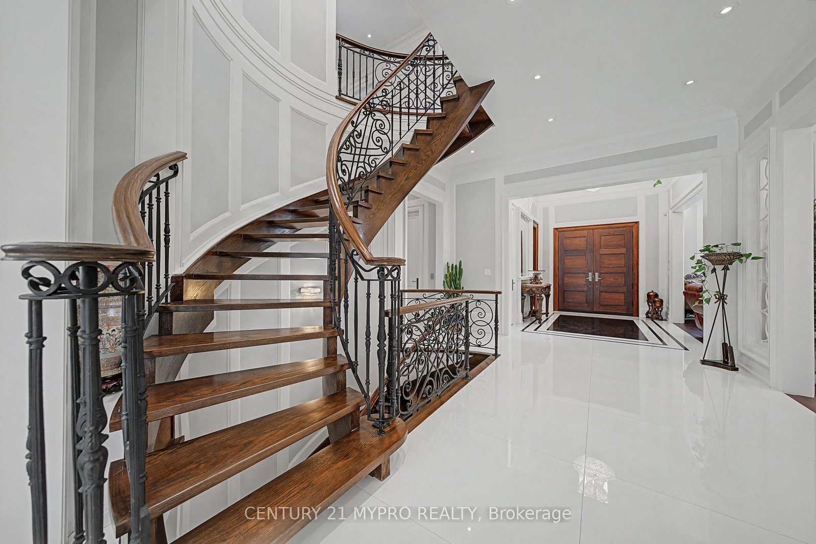 20 Uplands Ave, Vaughan, view 18