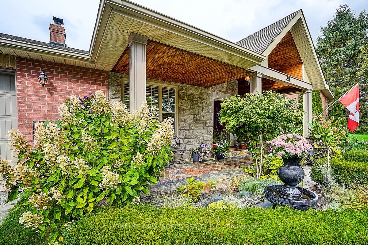 38 Audubon Way • Georgina, ON photo 8
