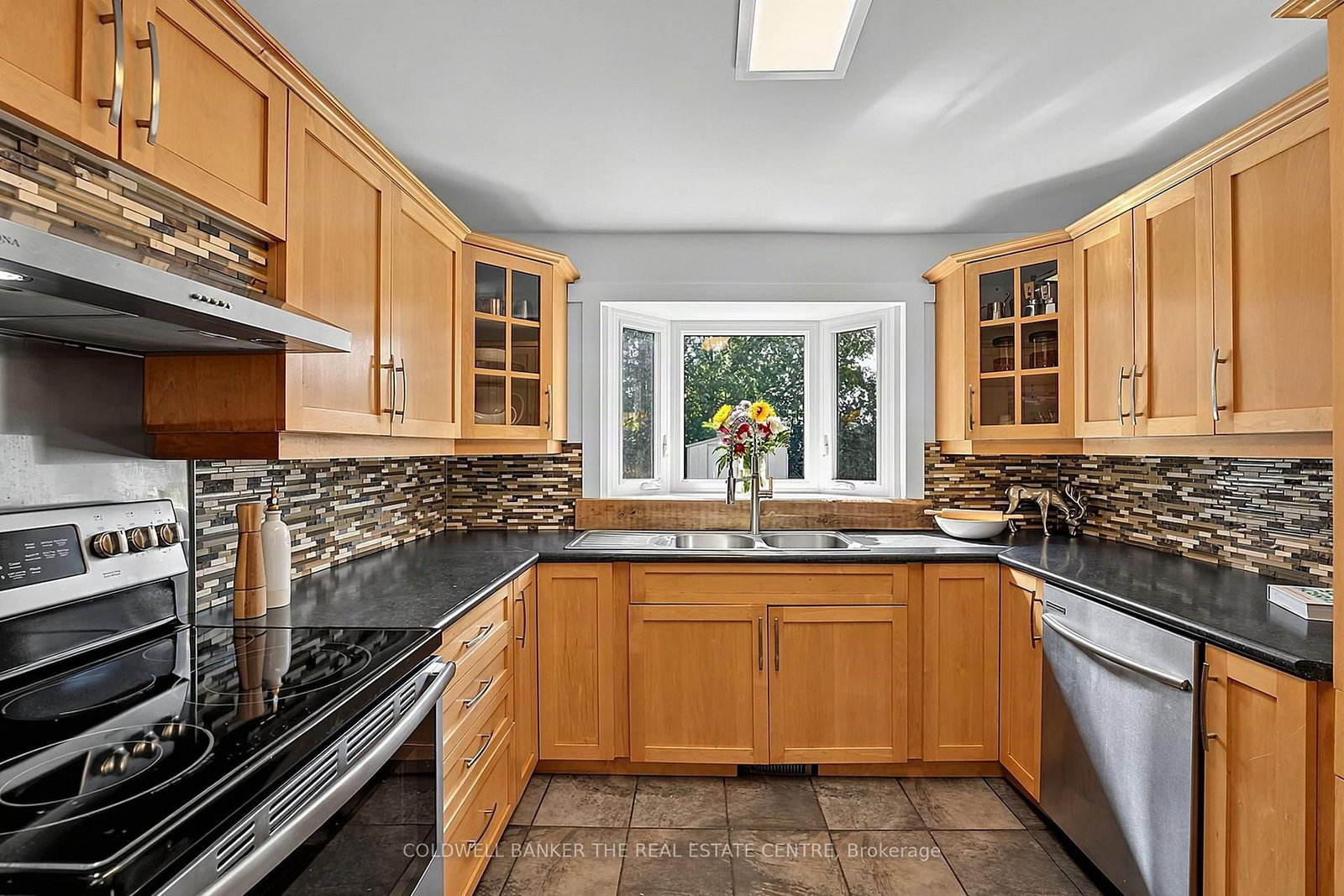 205 Sunset Crescent • Innisfil, ON photo 12