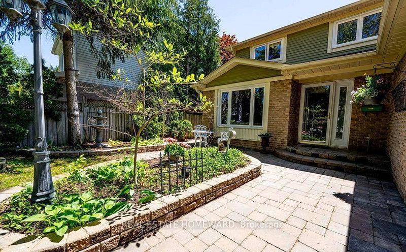 27 Drumern Crescent
