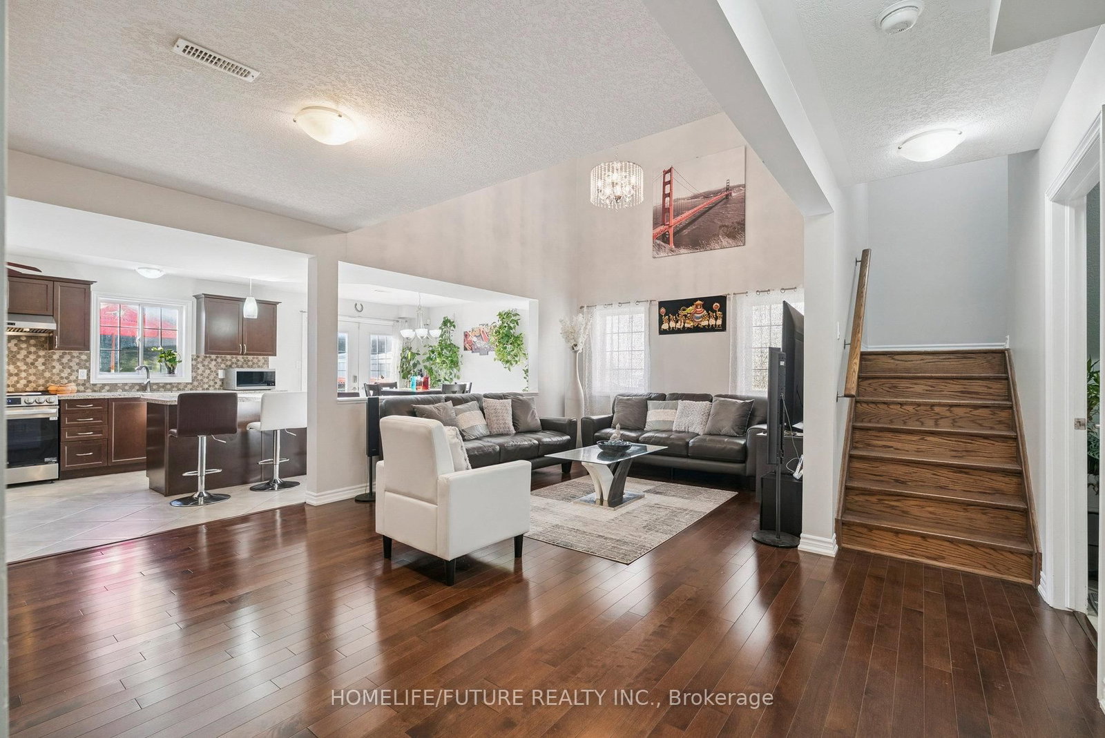 2048 Mcneil Street • Innisfil, ON photo 5