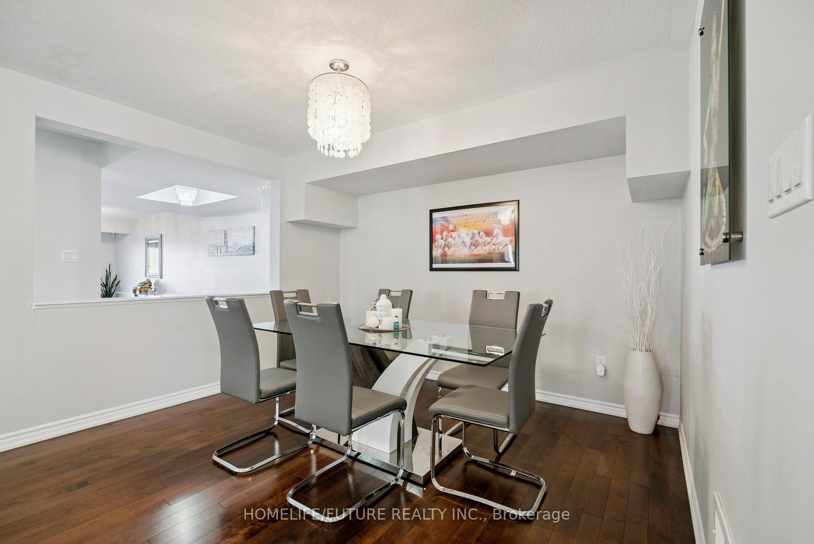 2048 Mcneil Street photo 7