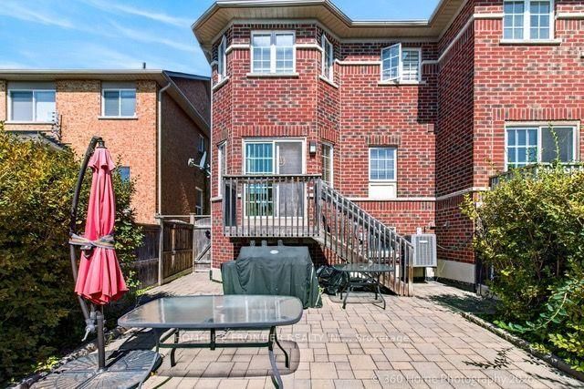 312 Lauderdale Dr, Vaughan, view 10