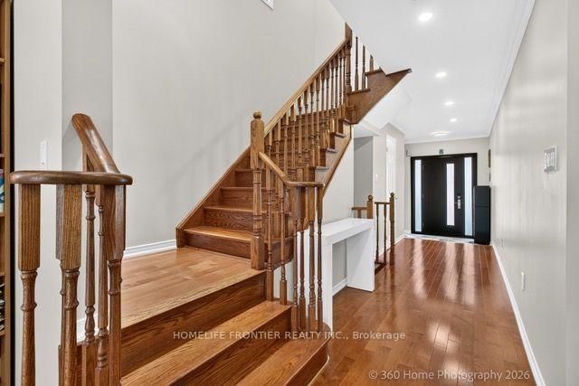 312 Lauderdale Dr, Vaughan, view 5