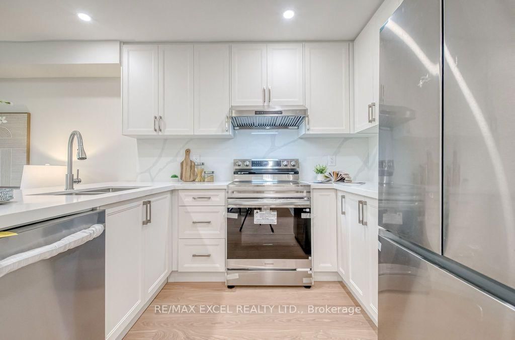 561 Caboto Trail • Markham, ON photo 10