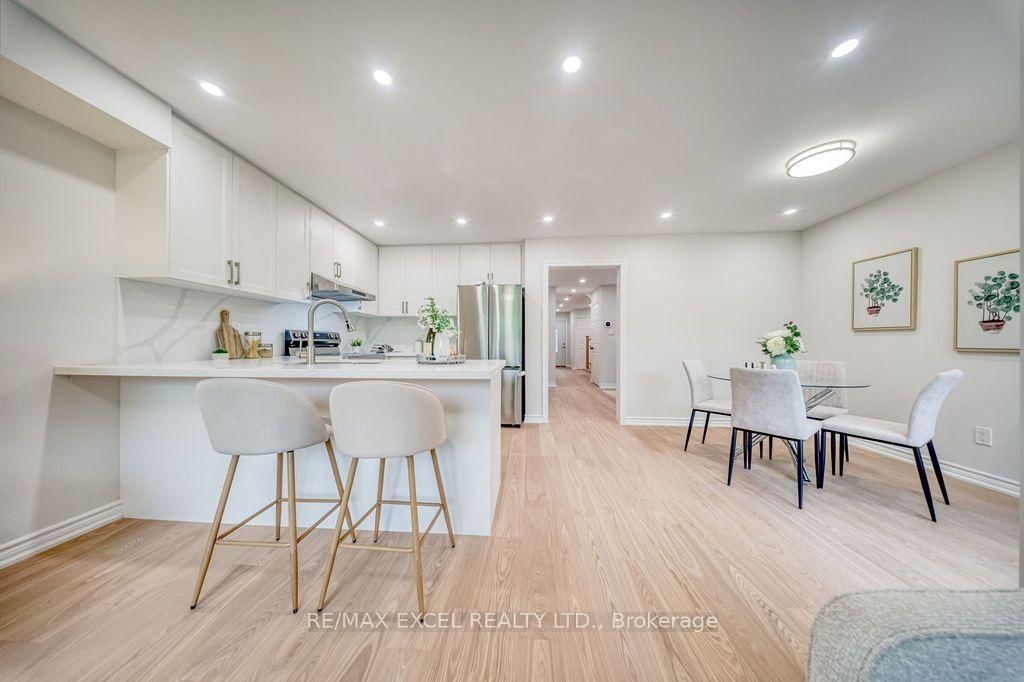 561 Caboto Trail • Markham, ON photo 13
