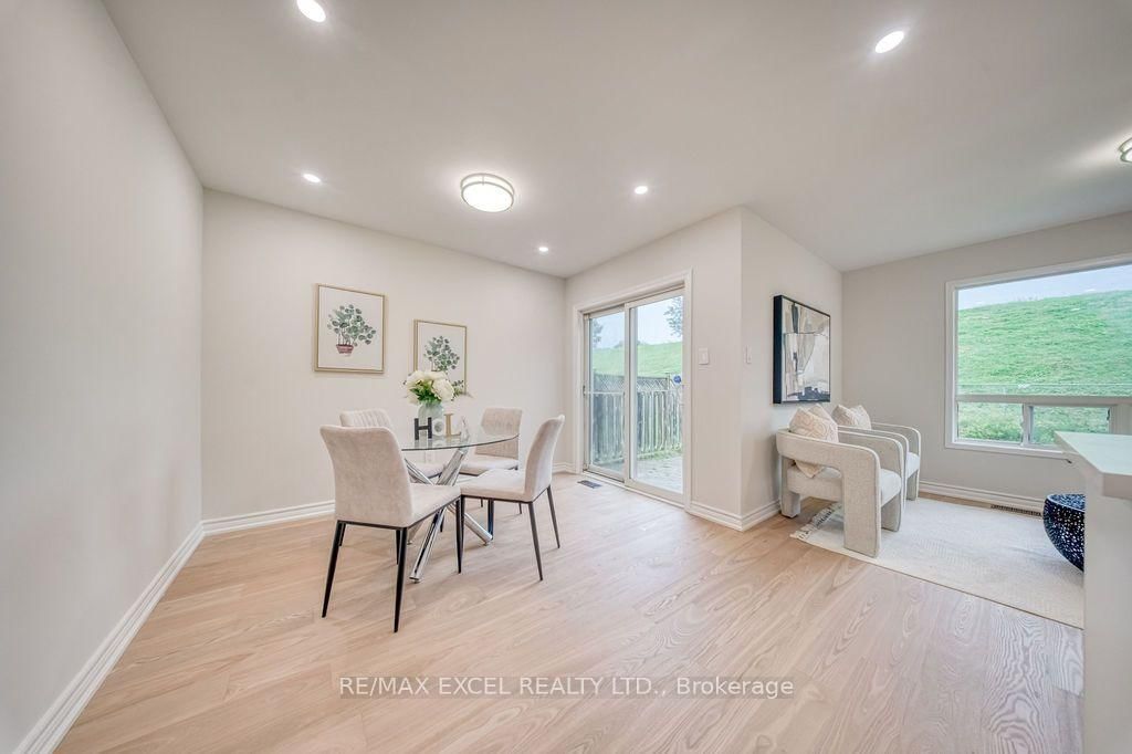 561 Caboto Trail • Markham, ON photo 14