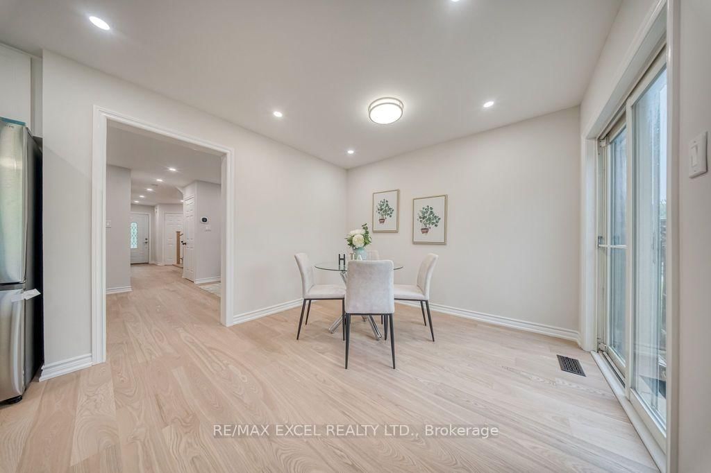 561 Caboto Trail • Markham, ON photo 15