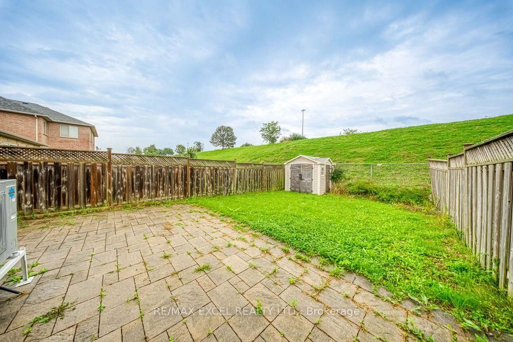 561 Caboto Trail • Markham, ON photo 31