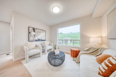 561 Caboto Trail • Markham, ON photo 4