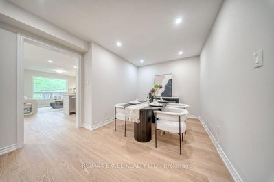 561 Caboto Trail • Markham, ON photo 5