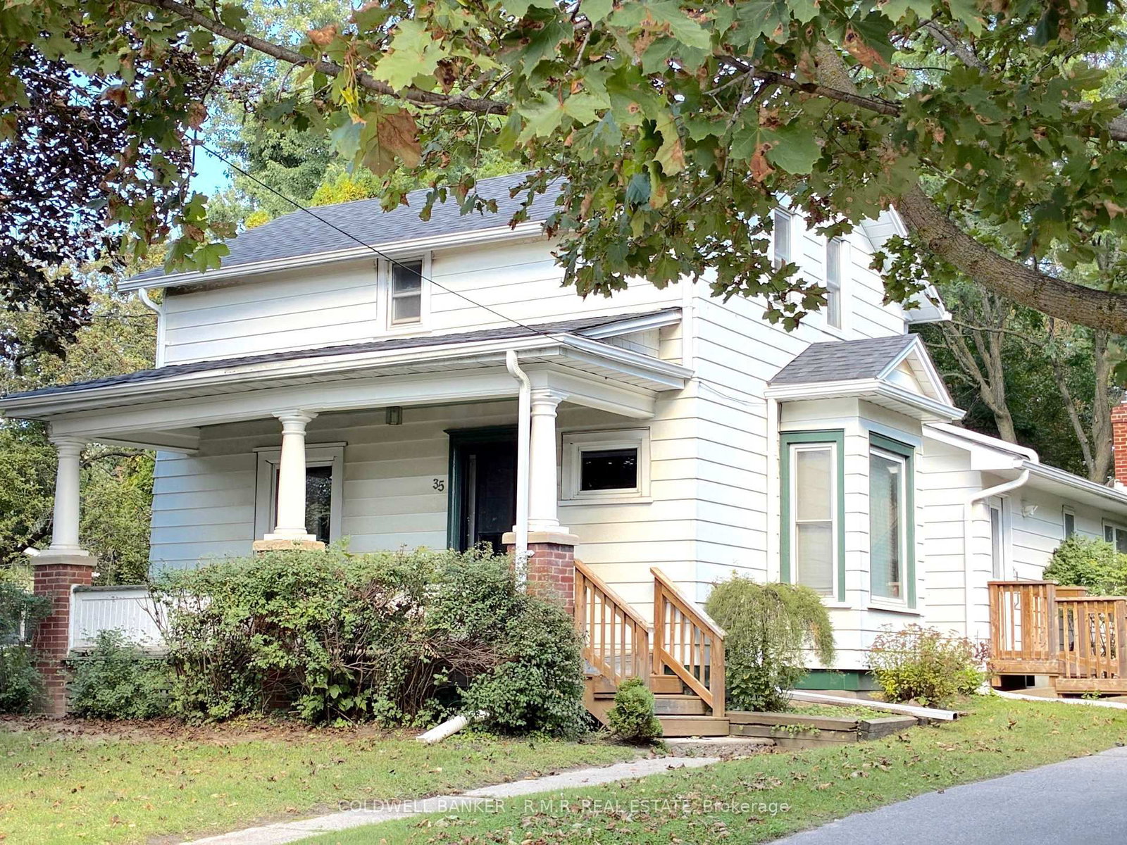 35 Main Street S • Uxbridge, ON photo 2