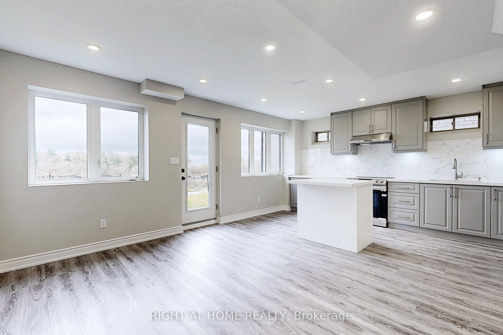 Basement-198 Boundary Blvd, Whitchurch-Stouffville, view 10