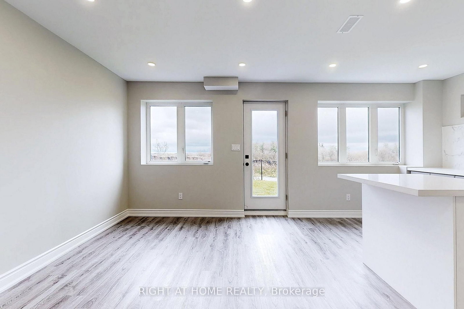 Basement-198 Boundary Blvd, Whitchurch-Stouffville, view 13