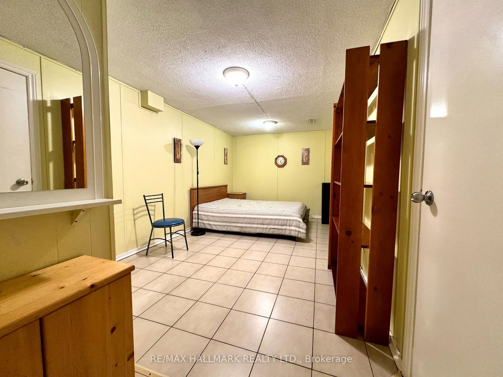 Bsmnt-3 Richbell St, Vaughan, view 3