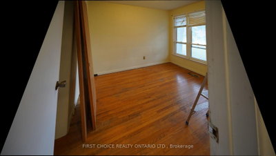172 Colborne Avenue • Richmond Hill, ON photo 8