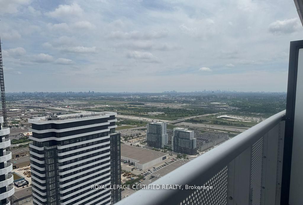 5515-225 Commerce St, Vaughan, view 14