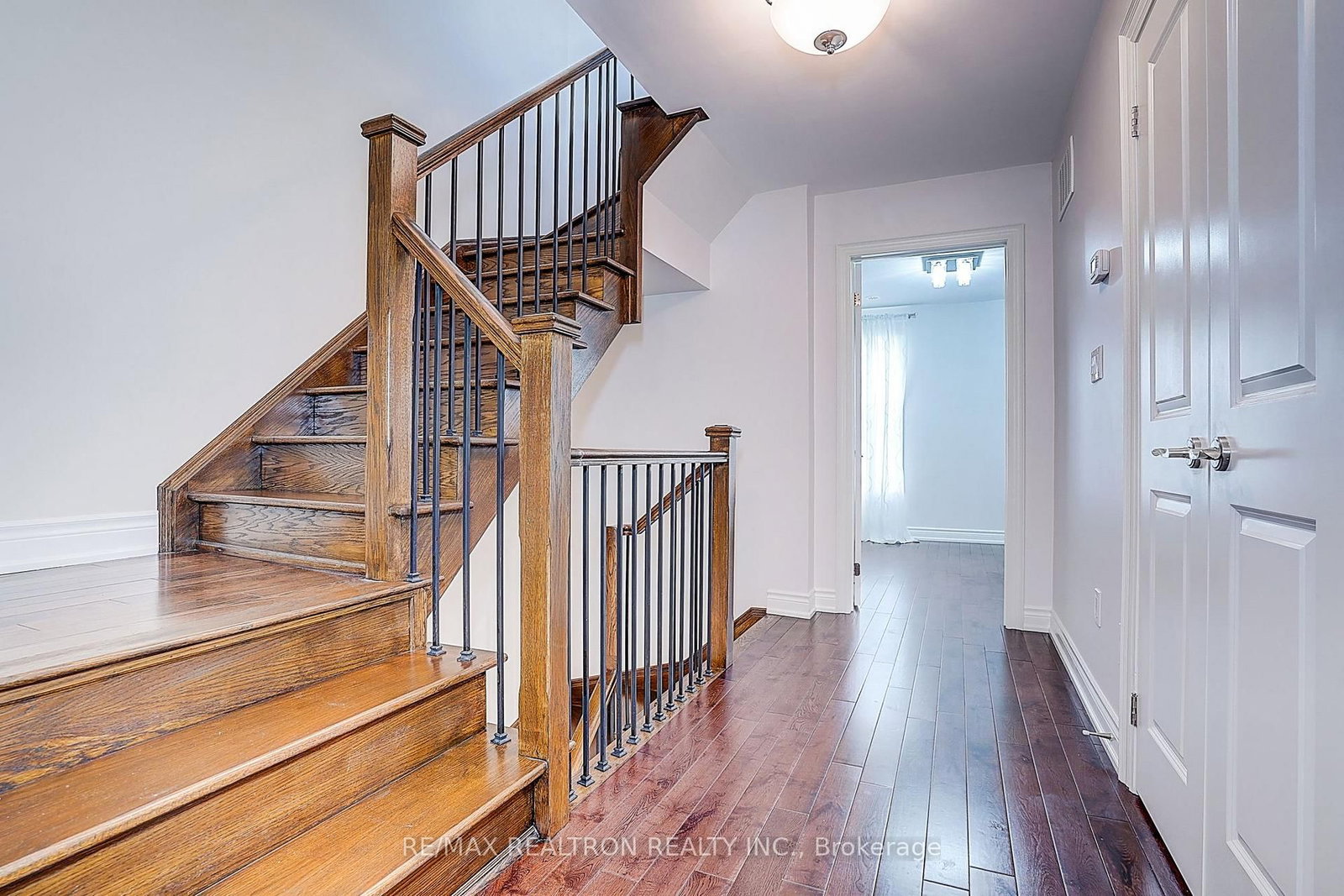 11-10060 Keele St, Vaughan, view 23