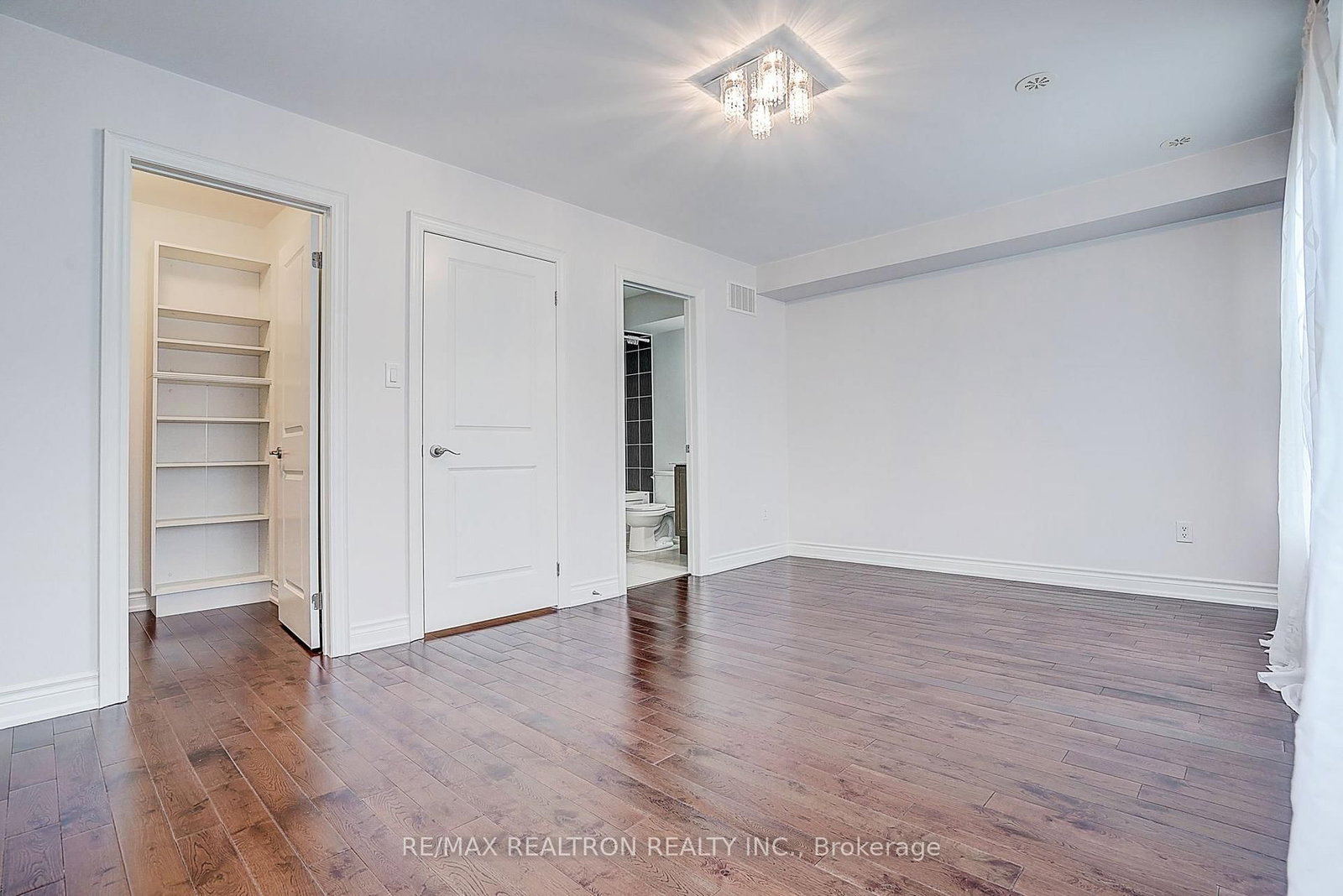 11-10060 Keele St, Vaughan, view 25