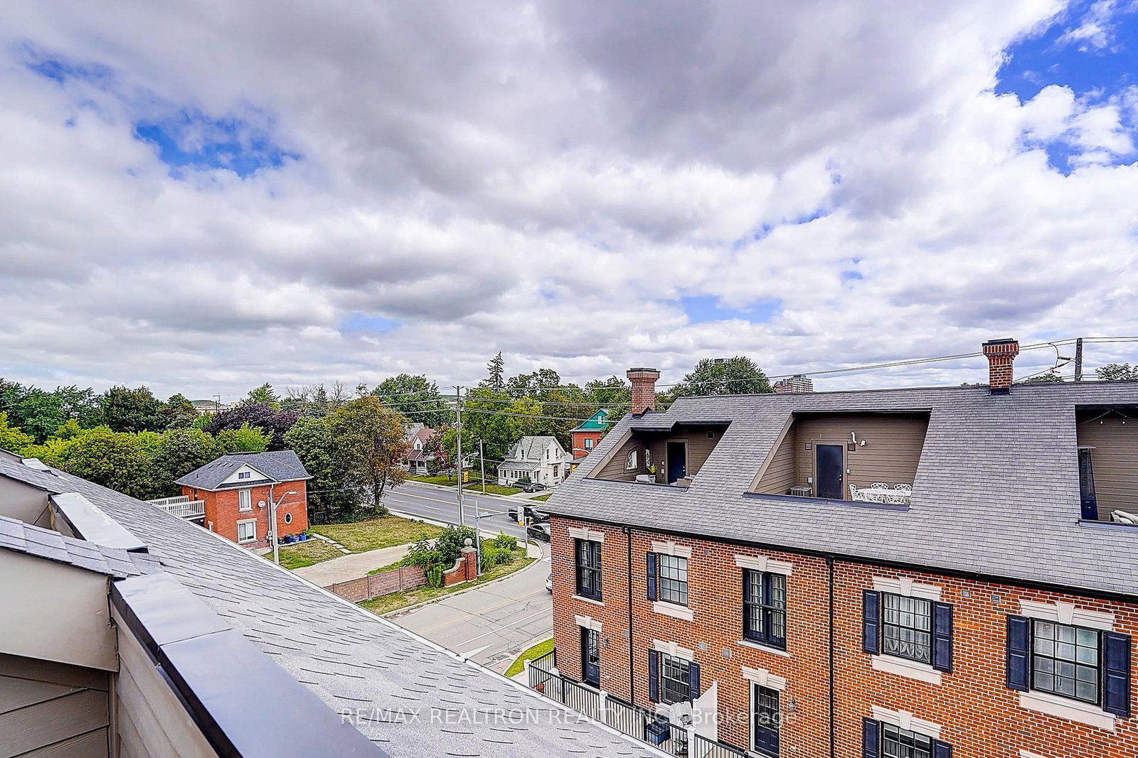 11-10060 Keele St, Vaughan, view 34
